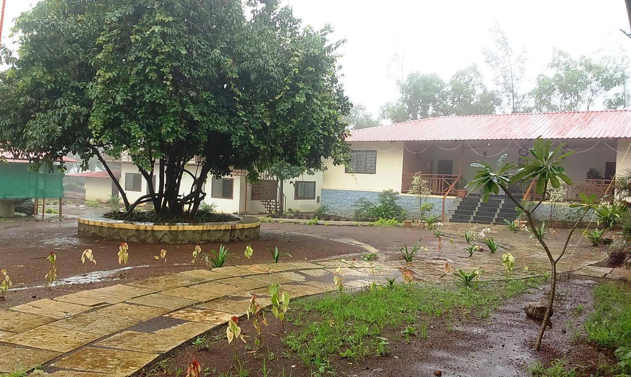 Hôtel Prakruti Agro Farm à Jawhār Extérieur photo